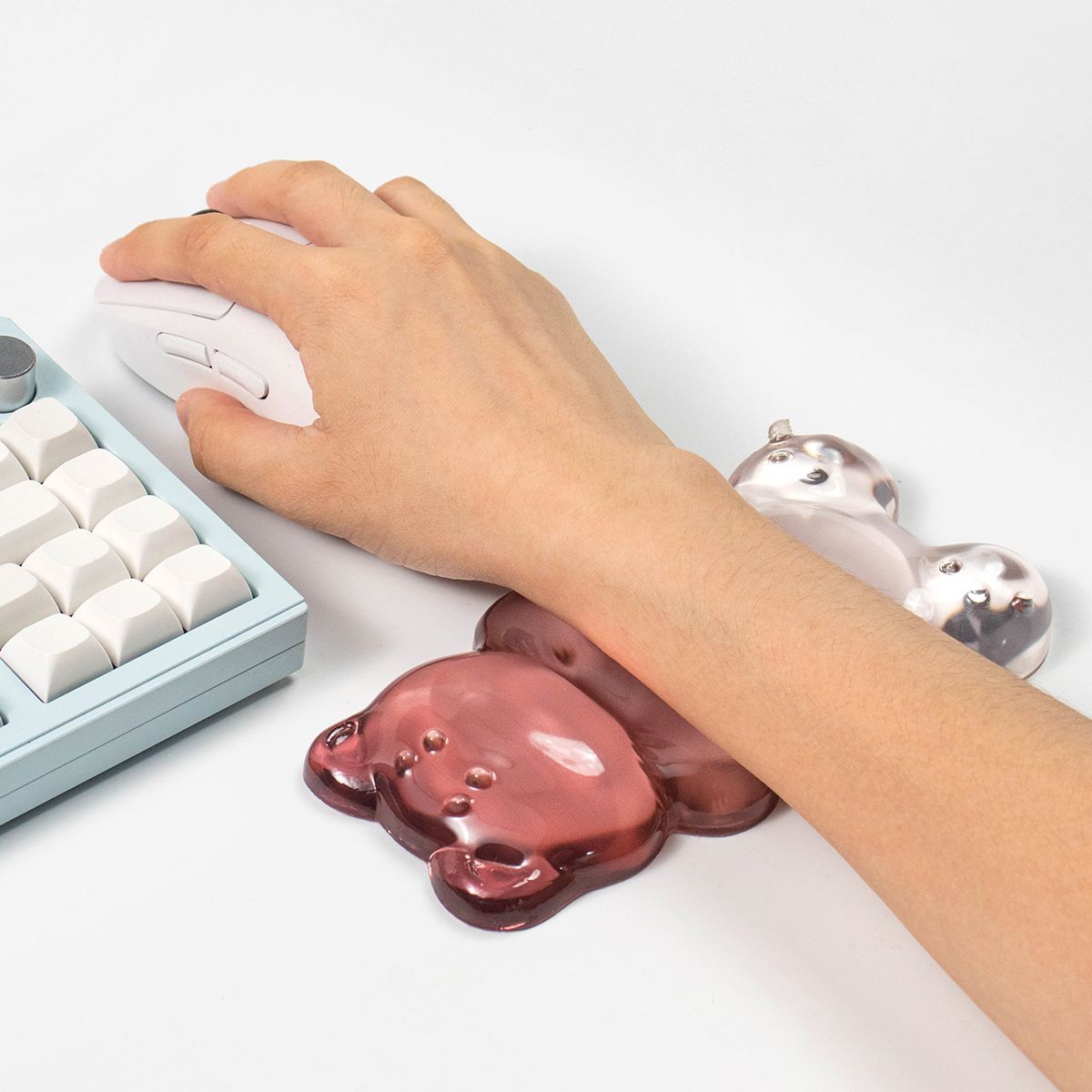 Cute Bear Shape Wrist Rest Tra - огляд і ціна Gaming Keyboard Number Pad